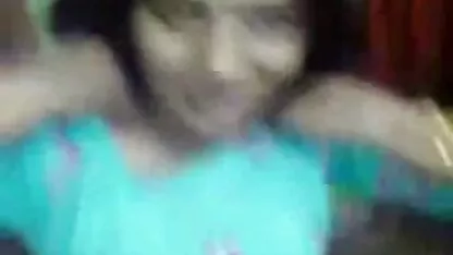 Belleza tetona divertirse con falo cojiendo guatemala mucho después del entrenamiento