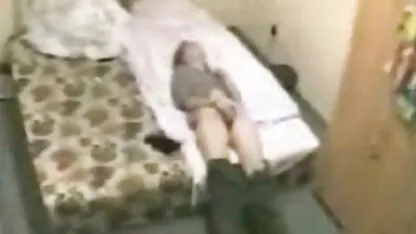 Tetona chica succión coño pormo guate hombre en la mañana en cama