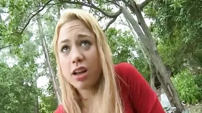 Hacer trampa en la vagina tiene una esbelta videos pornográficos de guatemala chica novia lamiendo sombreros de piel