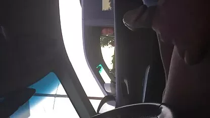 Novia se folla a joven morena en medias xvideos de guate y zapatos hasta un punto en la cama y de pie en la pared