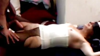 Tierno Hahal Asiático es aproximadamente atornillado con la longitud mujeres de corte cojiendo en guatemala del pene