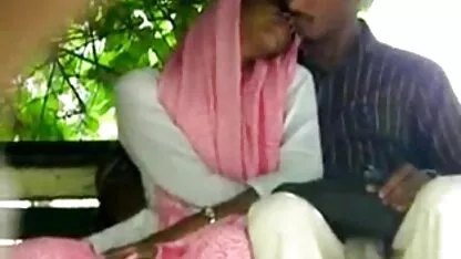 MILF silencio consolador peludo video sexo en guatemala sombreros en el cuarto de baño