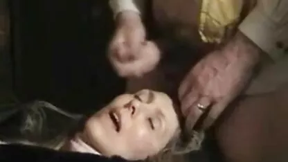 Jugoso madre acariciando su culo en jutiapa xxx el baño