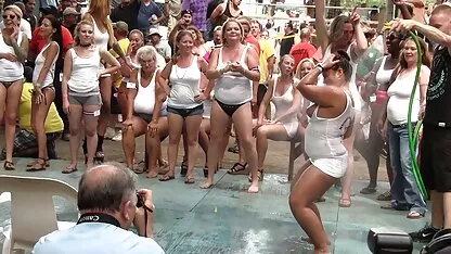 Lesbiana adulto lleno en strapon grande tetas porrno de guatemala mujeres culo