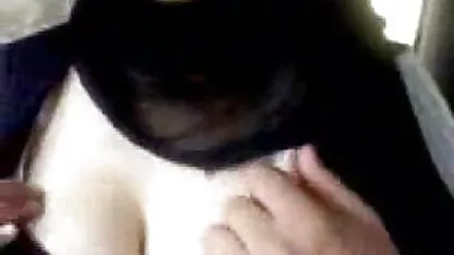 Hombres xxx videos de guatemala en la oficina follando a un empleado de ojos estrechos en la parte superior de la mesa