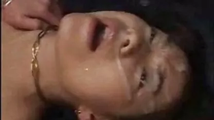 Hermosos quiero ver porno de guatemala toros negros retorciéndose en la cama acariciando su cuerpo