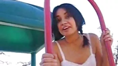 Lana Rhodes da mamada y porno de guatemala en vivo le da al chico con doble penetración