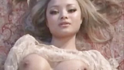 Piel porno de estudiantes de guatemala con coletas digitación vagina a través de los pantalones
