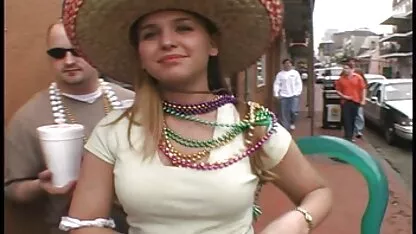 Zhopastenkaya mujeres screwing su consolador combate guatemala xxx en la habitación en frente de cámara web