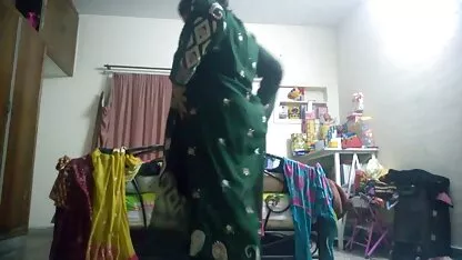 Tres videosxx de guatemala estudiantes se turnan para follar a un hombre que repitió el año con un pene grande