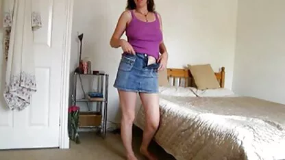 Mujer joven desinflada sexo en guatemala videos en camisa azul en la casa grande dada al agente
