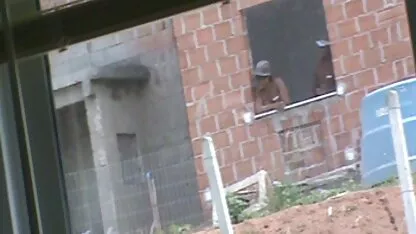 Chica con corsé y videos xnxx guatemala medias montando una vagina en el tronco de la República Checa