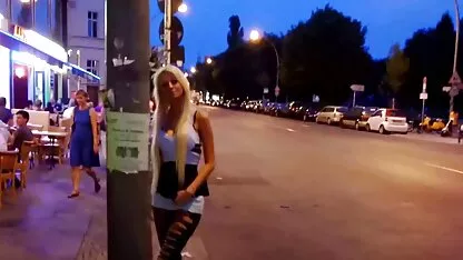 Flaco niñas en faldas tomar porno de quiche de corte la culpa de sus colegas con su boca y tornillo en ambos agujeros