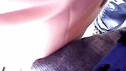 Joven se quita las bragas y porno guatemala quiche muestra su sombrero