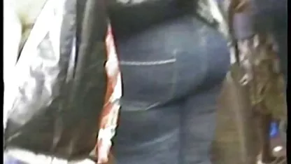 Joven chica screwing con p0rno de guatemala la consolador en ambos agujeros en frente de cámara web