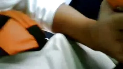 Sexy abogado en medias de color rosa agacharse con un prisionero en una celda de la sexo en guatemala videos prisión