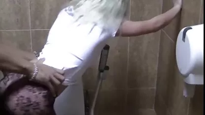 MILF con gran culo puede juguete ano videos pormo guatemala