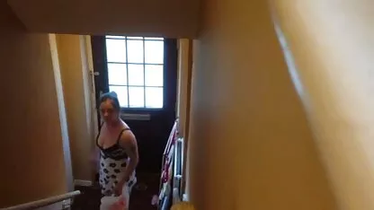 Mamá con vestido rojo dar hombre fuera de videos xxx de guate casa