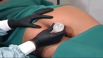 Mujer se masturba el pene porno en vivo en guatemala del marido con sus manos