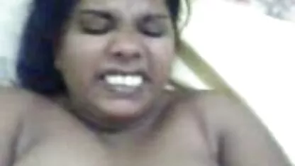 Delgada videos de xxx en guatemala morena con su novio en el dormitorio con ropa interior erótica